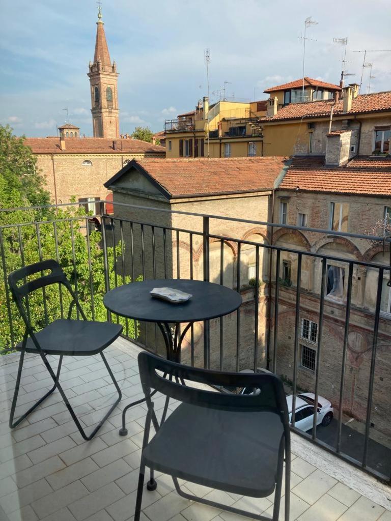 Charming Home Towers-Roofs View Bolonya Dış mekan fotoğraf